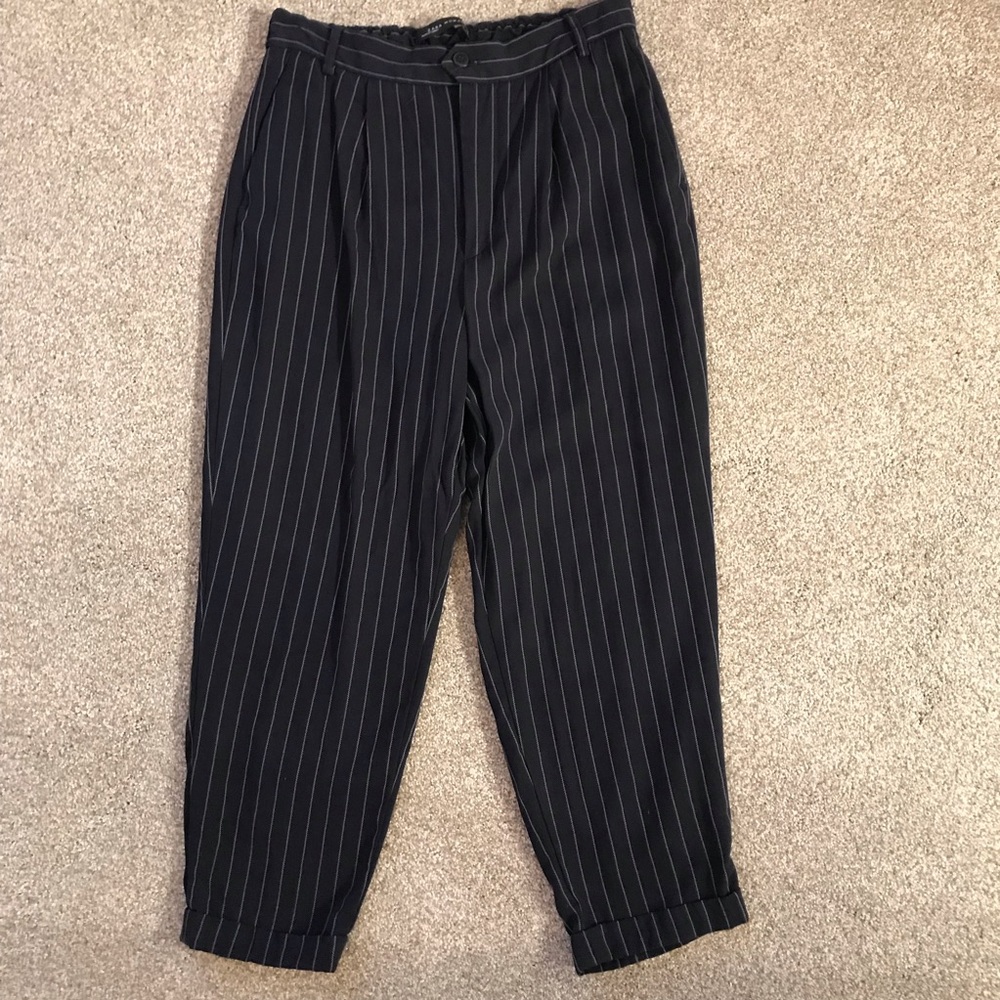Zara | Pinstripe Cropped Trouser Pants with Bottom Cuff and Pleats Size S